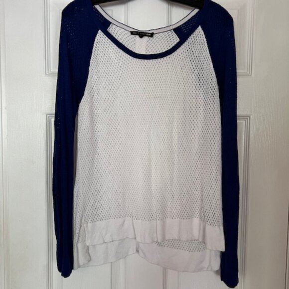 Rag & Bone/JEAN baseball-style white sweater with blue sleeves Sz L - Picture 1 of 3